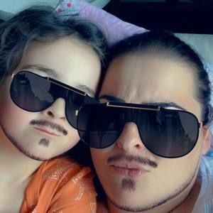 Meet your Posher, Leanne